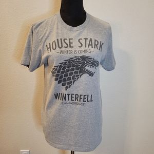 Game of Thrones T-Shirt, House of Stark, Winter is Coming. Size S